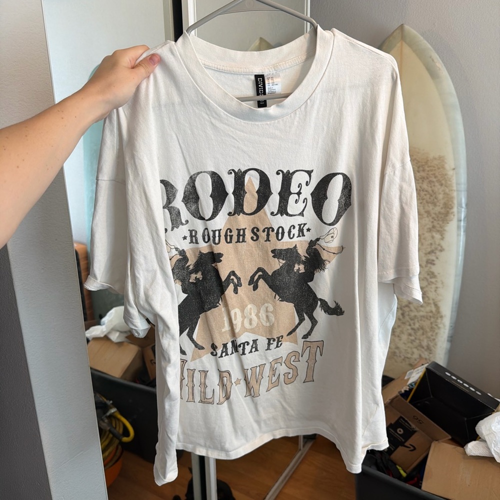 H&M tee - Picture 8 of 12